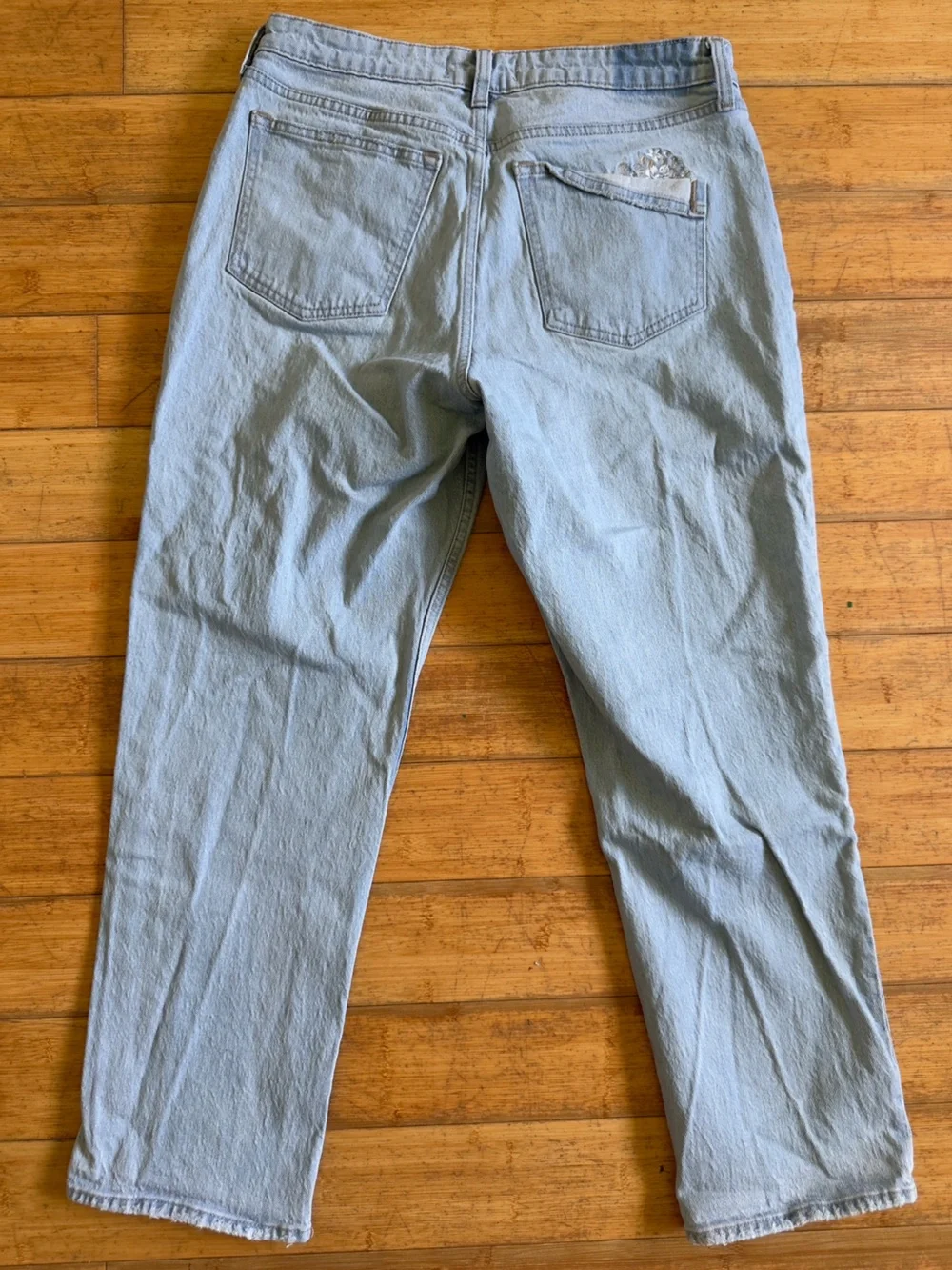 Abercrombie & Fitch light wash Jean